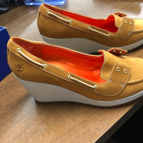 Timberland wedges. Size 8.5. NWOT - Picture 5 of 5